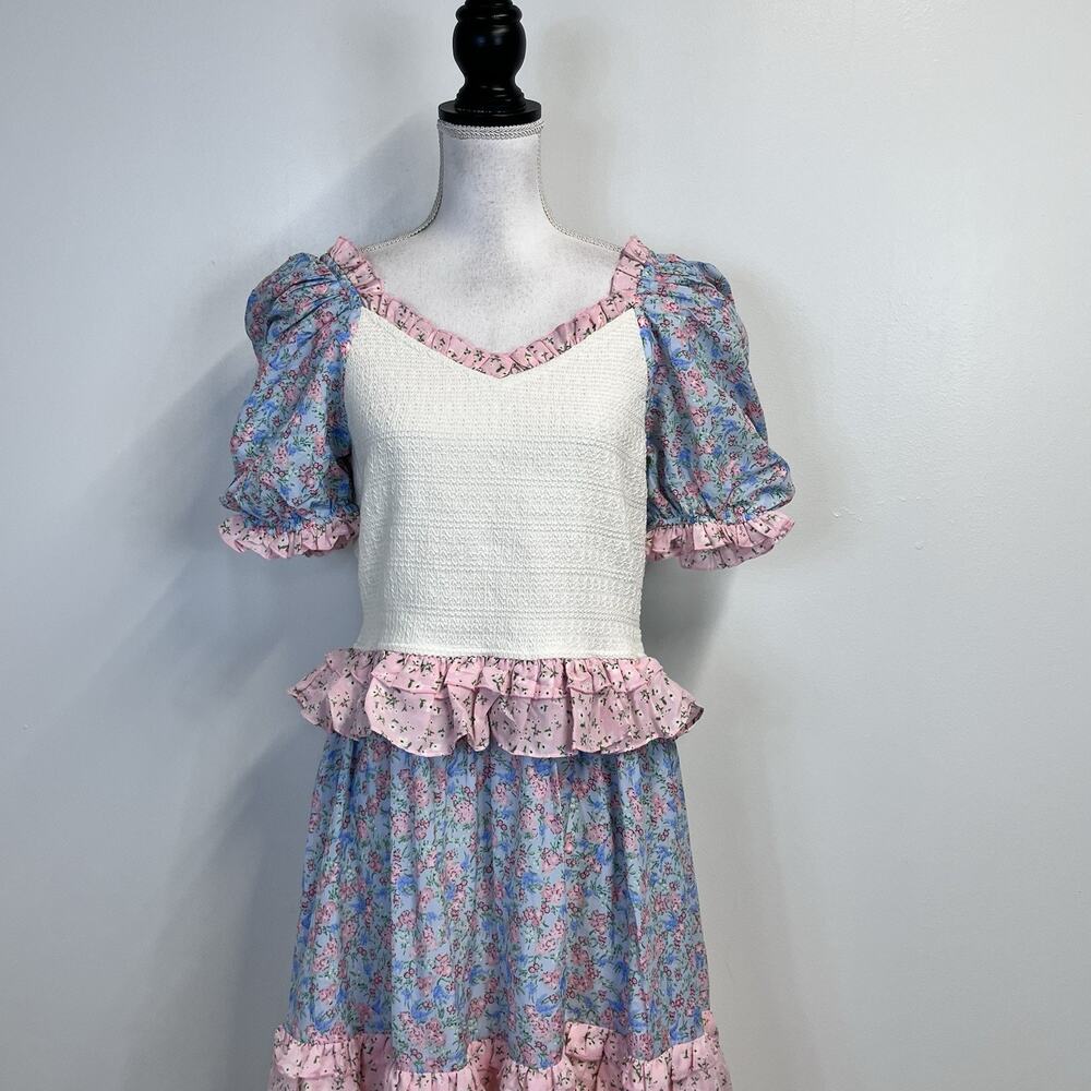 Ivy City Co Emily Dress sz Large Smocked Blue Pink Patchwork Floral Cottage Core - Picture 3 of 10
